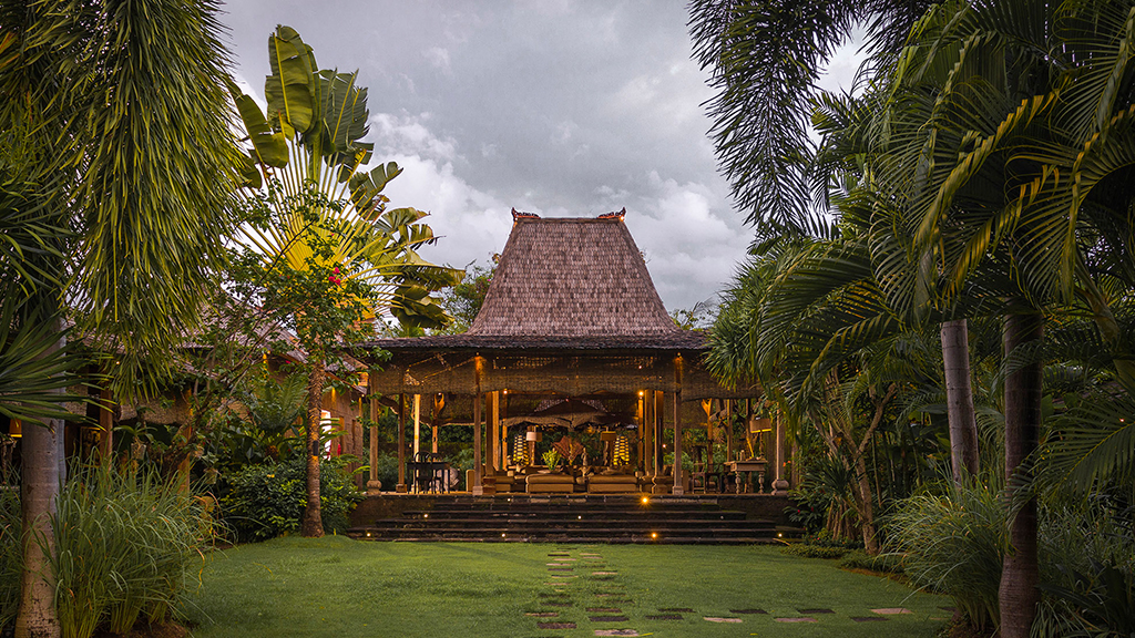 traditional Javanese joglo villa